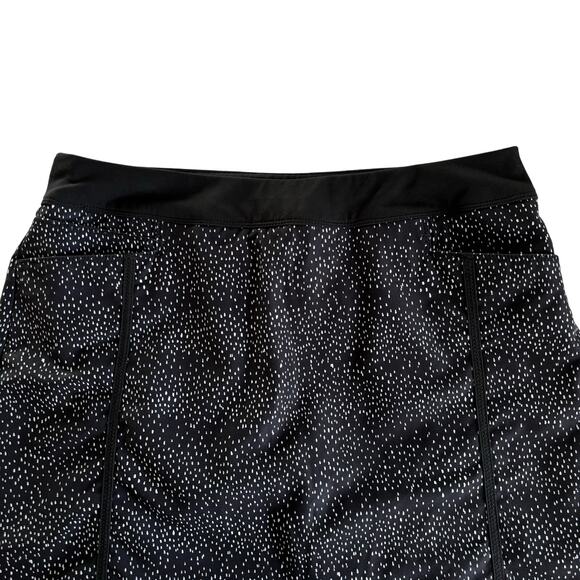 Adidas Women’s Black and White Golf Skirt Line with Shorts Size Medium - Picture 2 of 9